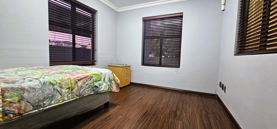 7 Bedroom Property for Sale in Country Club Western Cape